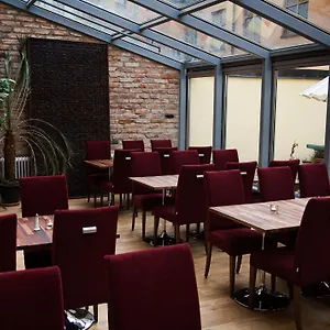 ** Hotell Rex Petit Sverige