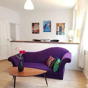 Beautiful In The Heart Of Apartment